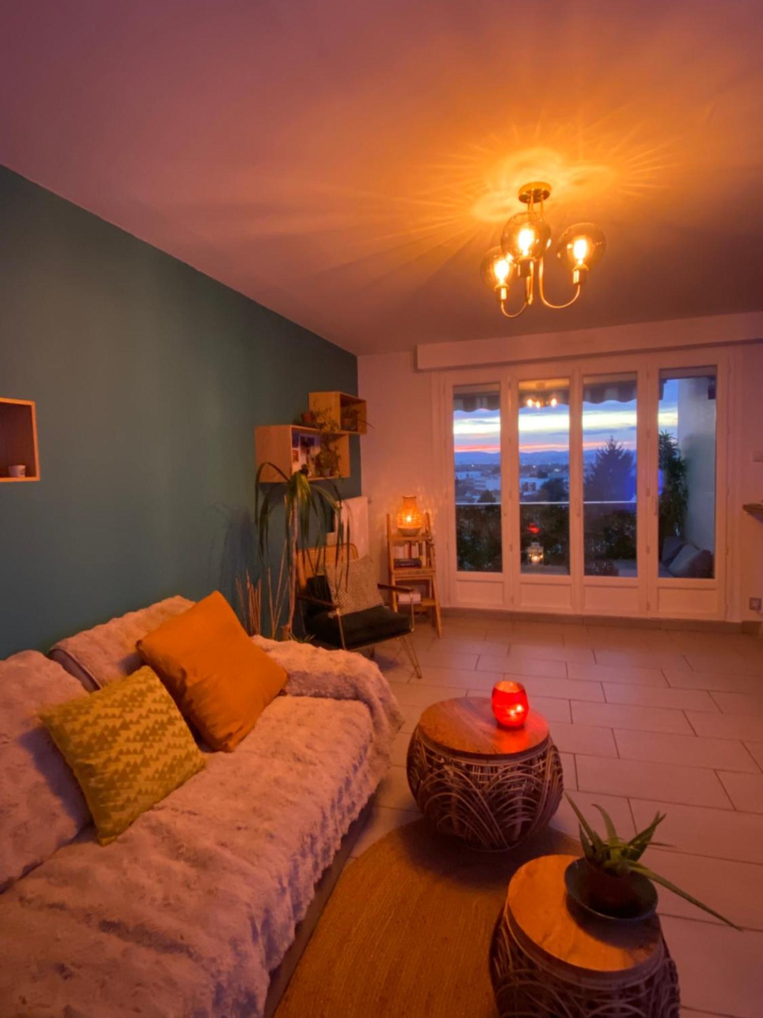 Apartmán Le Paisible Décines-Charpieu Exteriér fotografie